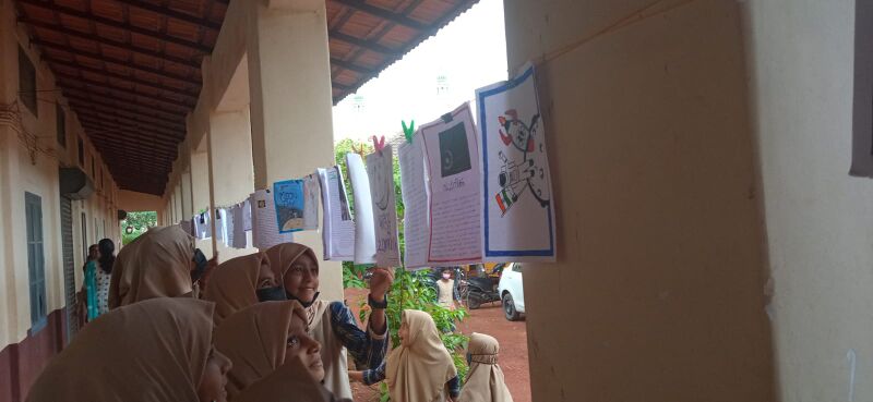 പ്രമാണം:13055 sci12.jpeg