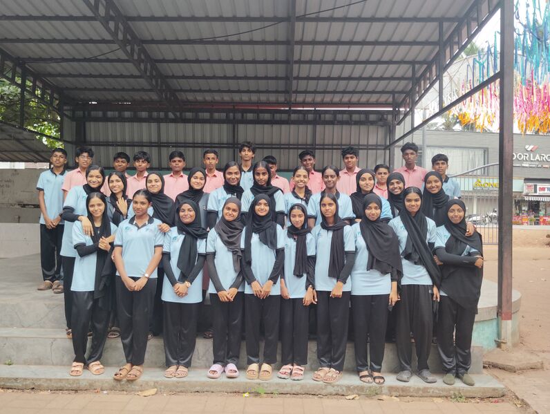 പ്രമാണം:13075 LK(2024-27)BATCH.jpg