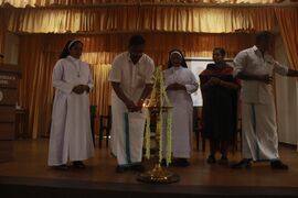 മൂവാറ്റുപുഴ ബ്ലോക്ക് പഞ്ചായത്ത് പ്രസിഡന്റ് ശ്രീ. കെ ജി രാധാകൃഷ്‌ണൻ ഉദ്‌ഘാടനം ചെയ്യുന്നു