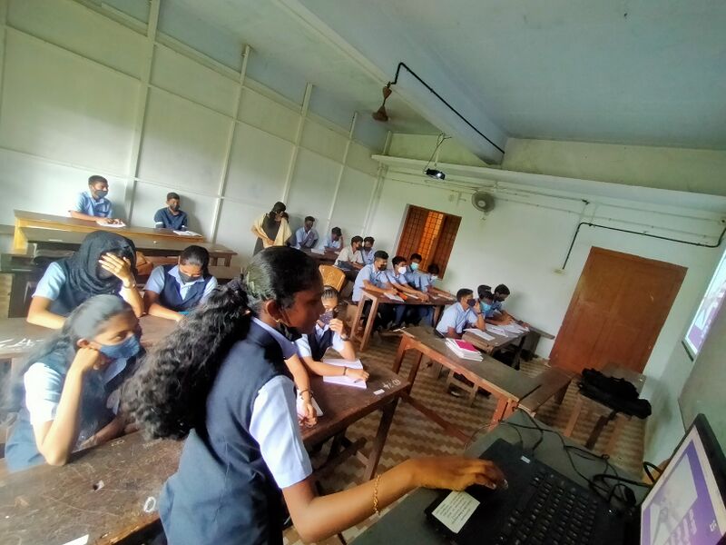 പ്രമാണം:33056 amma 20221.jpg