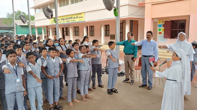 പ്രമാണം:34250-reading day pledge.jpg