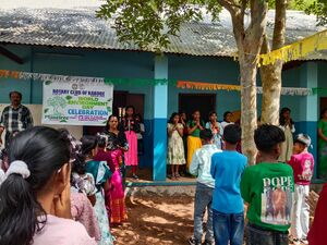 44553 paristhithi1.jpg