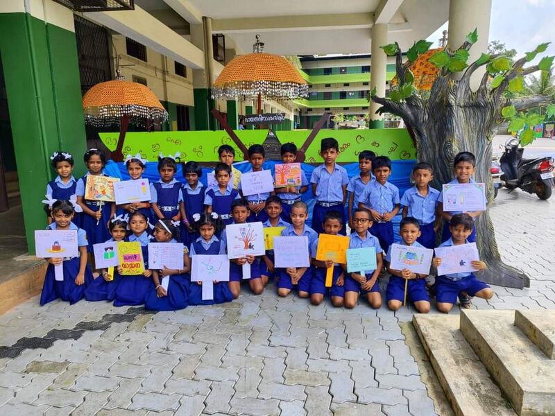 പ്രമാണം:TSR 22071 READING DAY.jpg