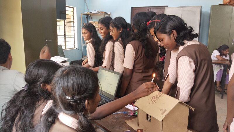 പ്രമാണം:36064 Robo9.jpg