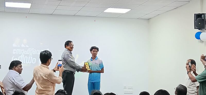 പ്രമാണം:41006 freedom fest.jpg