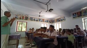 44547 hightechinteraction2.jpg