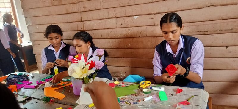 പ്രമാണം:45050.Work Experience Fair.jpg