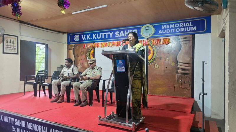 പ്രമാണം:50a.jpg