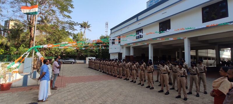 പ്രമാണം:Cnnghs cherpu22003.jpeg