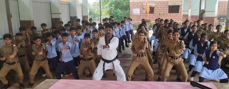 പ്രമാണം:Spc day1.jpg