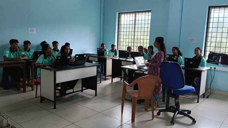 പ്രമാണം:12052 kgd lksummercamp2025.jpeg