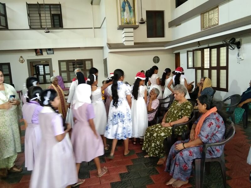 പ്രമാണം:20021 visit.jpg