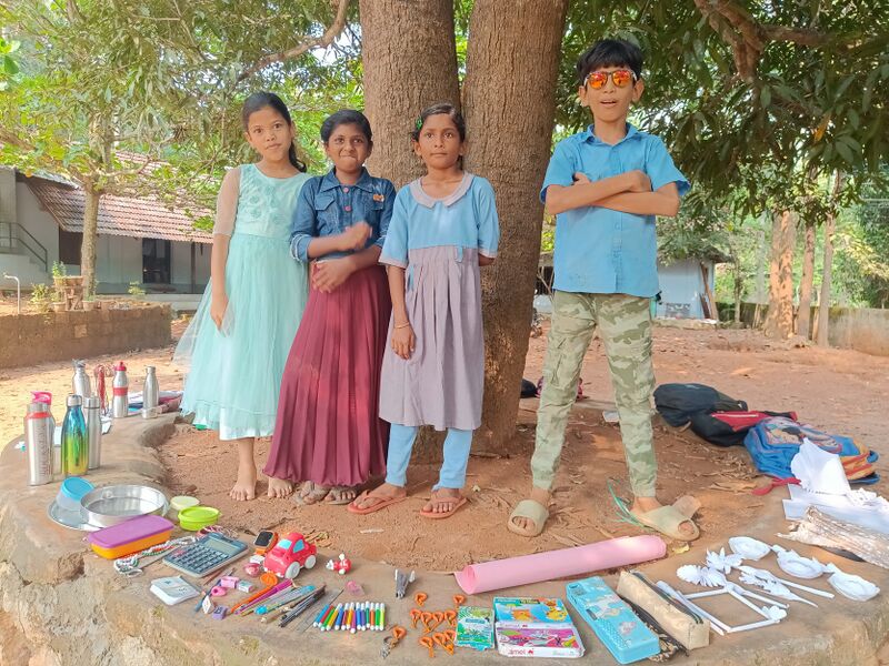 പ്രമാണം:20614 SchoolActivities kids.jpeg