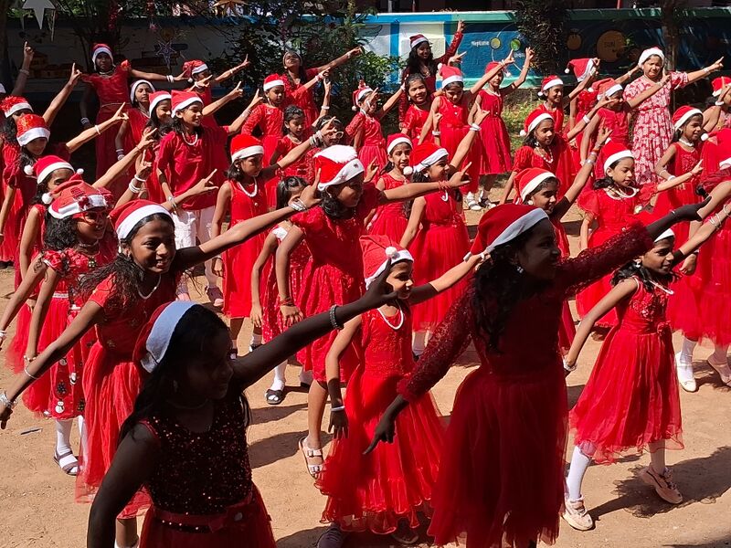 പ്രമാണം:22219 x mas1 2025.resized.jpg