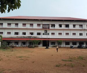 25091 school main bulding.jpg