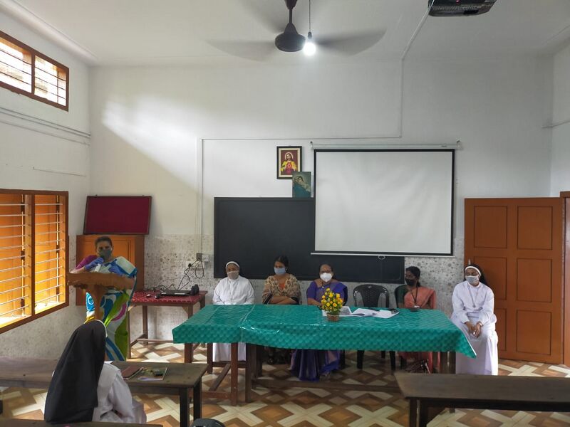 പ്രമാണം:28002- hitech3.jpg