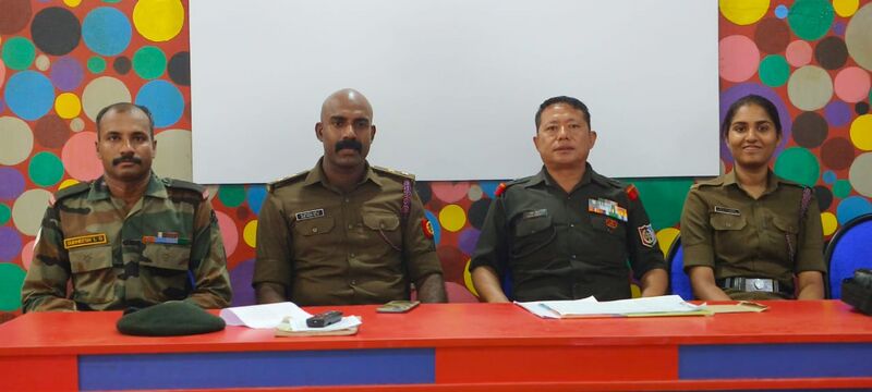 പ്രമാണം:44032 Army NCC Officials.jpg