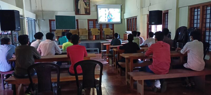 പ്രമാണം:46047 Seminar Hall.jpg