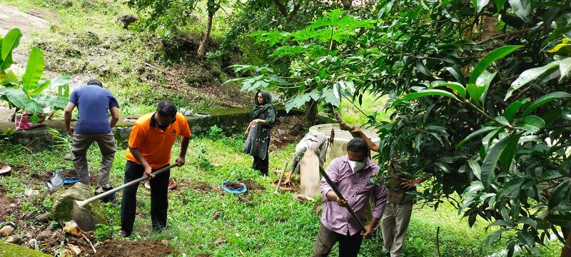 പ്രമാണം:47045-KD 21-5.jpeg