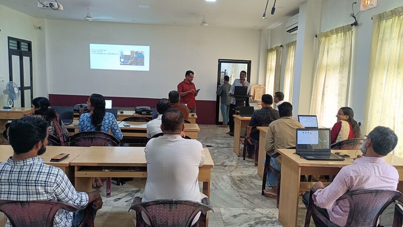 പ്രമാണം:Drcmlp-ict tb 3.jpg