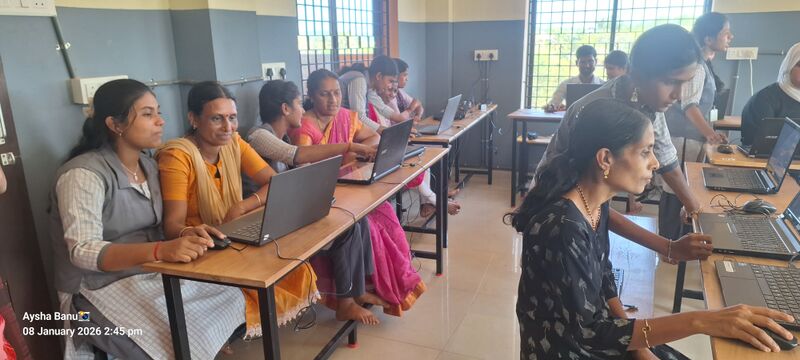 പ്രമാണം:11017 CLASS FOR PARENTS..jpg