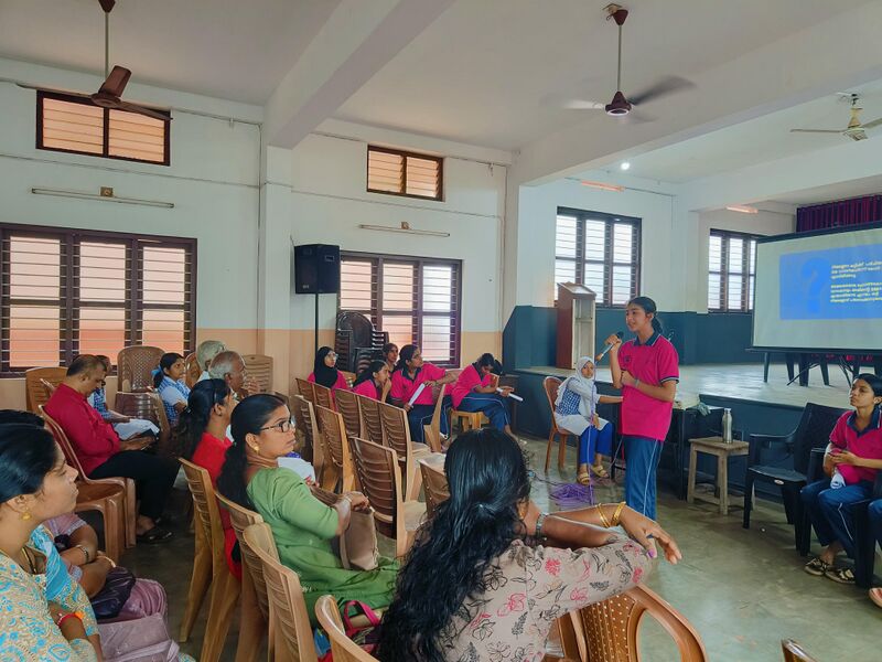 പ്രമാണം:16002 ammaariyan30 25.jpg