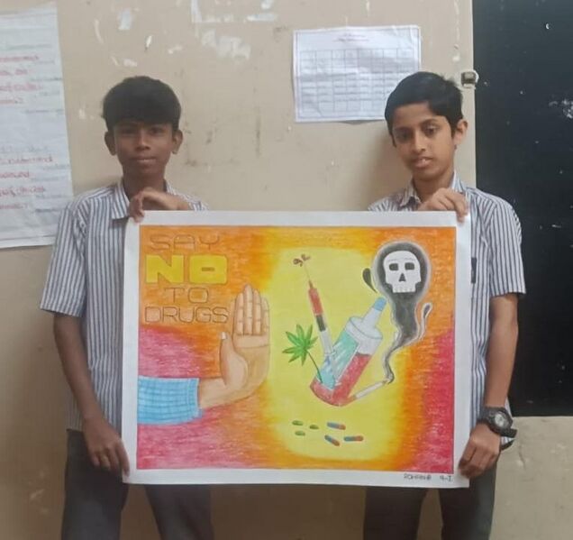 പ്രമാണം:17008 CREATIVE ANTI DRUG DAY.jpg