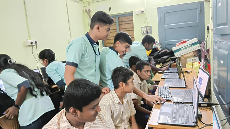 പ്രമാണം:25 lk pe.png