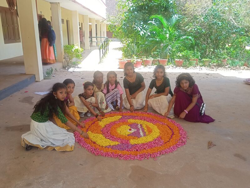 പ്രമാണം:36026 onam2024atthappookkalam.jpg