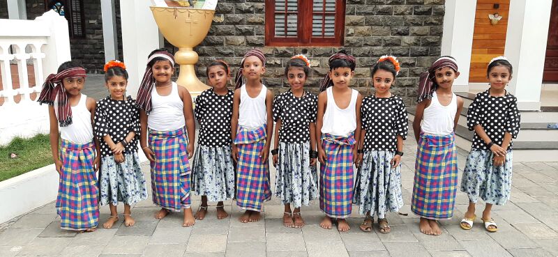 പ്രമാണം:44228-melam2411.jpg
