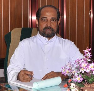 Fr. painumkal.jpg