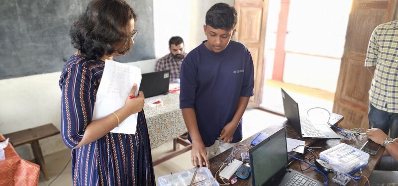 പ്രമാണം:Idk LK 2024 30.jpg