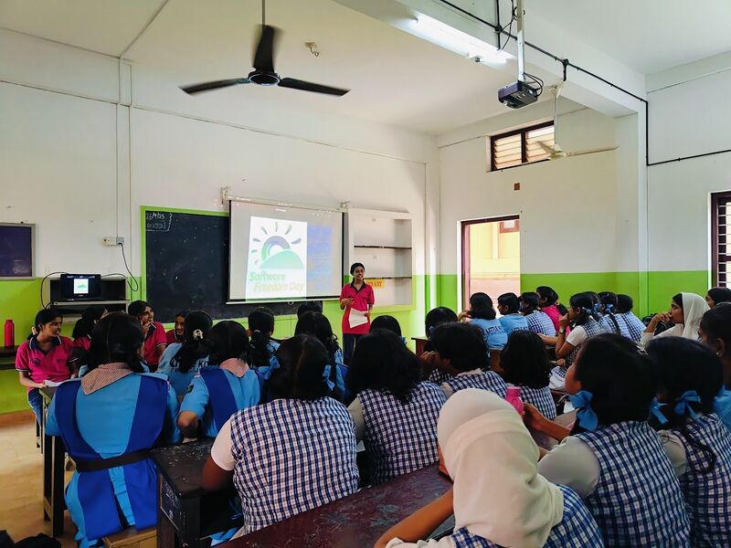 പ്രമാണം:16002 freesoftware seminar2.jpg