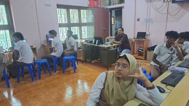 പ്രമാണം:18133 1.jpg