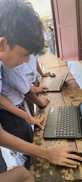 പ്രമാണം:23062 GVHSSPUTHENCHIRA FREEDOM FEST 2.jpg