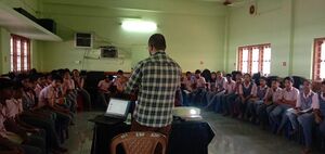 28027 hightech class 1.jpg