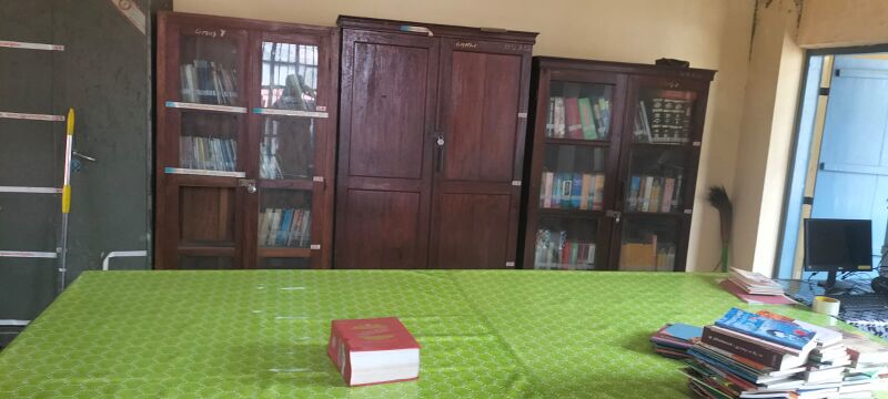 പ്രമാണം:33027 library4.jpg