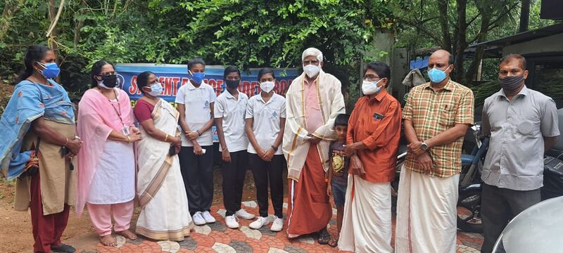 പ്രമാണം:42003 SPC KHEERA.jpeg