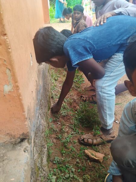 പ്രമാണം:42217 en1.jpg