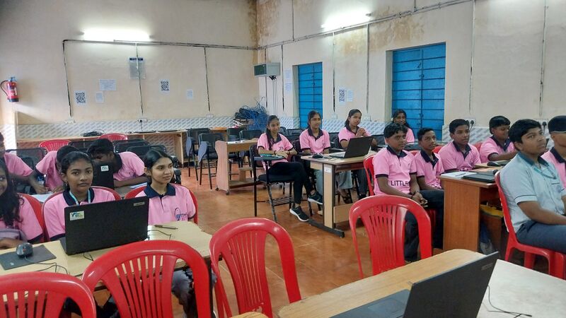 പ്രമാണം:43069 camp 2.jpeg