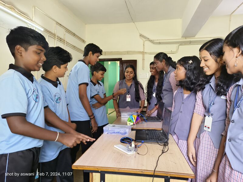 പ്രമാണം:44050 24 2 7 32.jpg