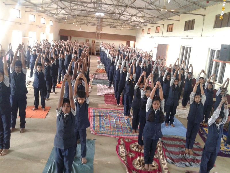 പ്രമാണം:YOGA IN SGHSS27.jpg