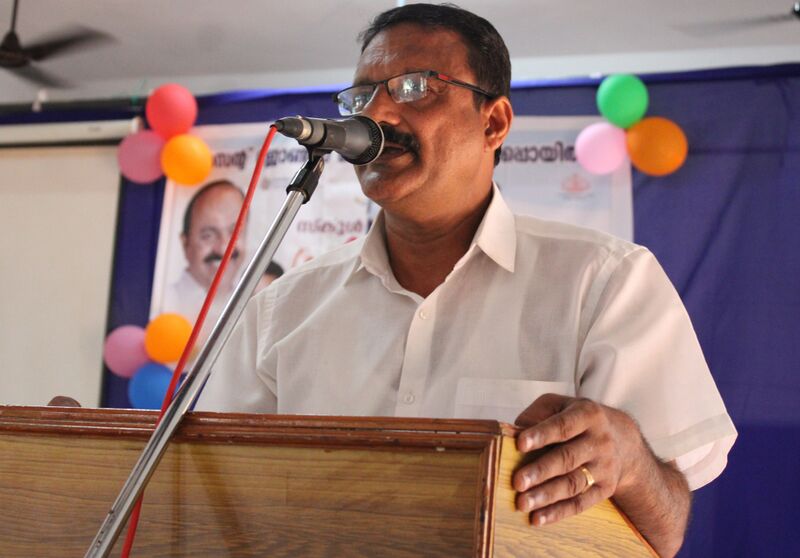 പ്രമാണം:അധ്യക്ഷത.jpg
