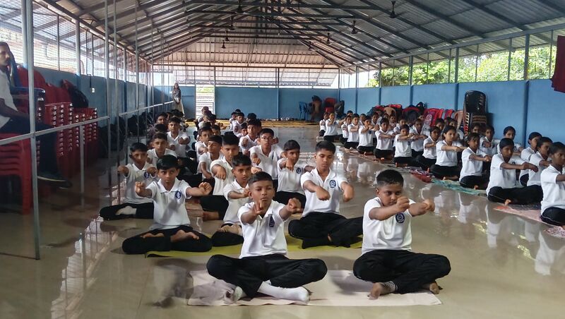 പ്രമാണം:12060 KSD YOGA1.jpg