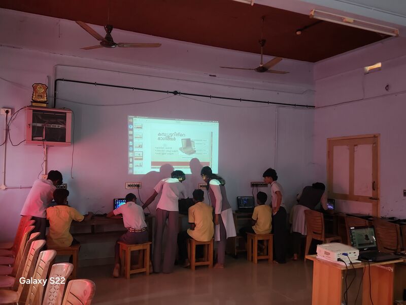 പ്രമാണം:13034 computer basic(4).jpg