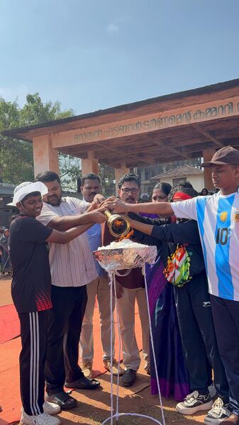 പ്രമാണം:18021 2025-26 SportsDay.jpg