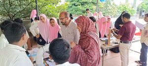 19009 -school science fair.jpg