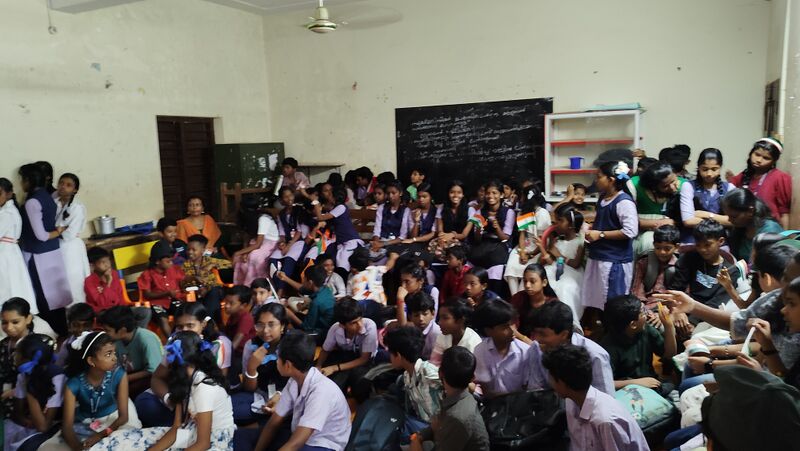 പ്രമാണം:42069 independ2510.jpg