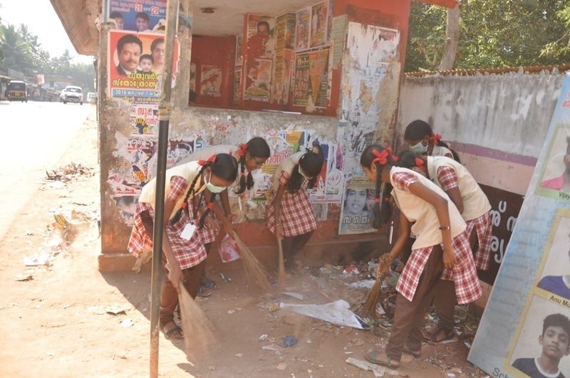 പ്രമാണം:44003 cleaning22.jpg