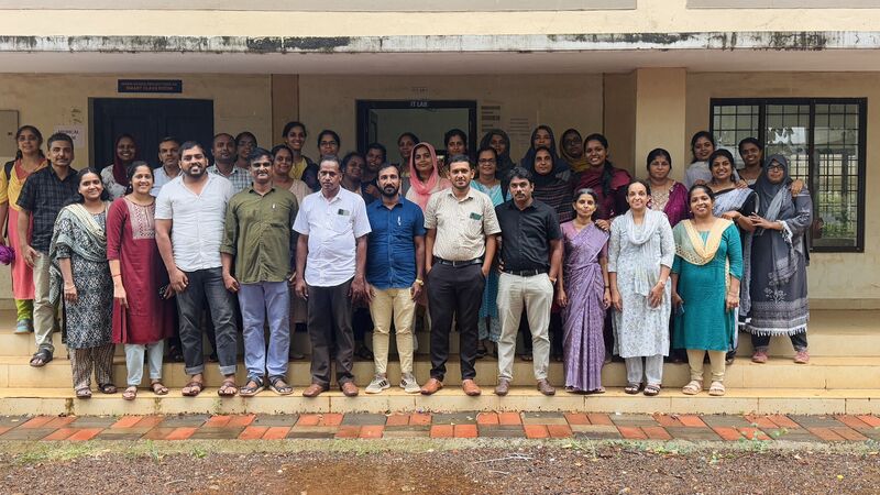 പ്രമാണം:Drcmlp training 8 69.jpg